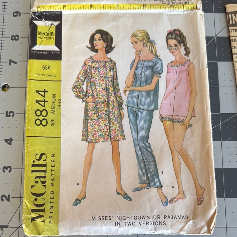 Vintage 1967 McCall’s 8844 Sewing Pattern – Misses’ Nightgown & Pajamas – Size M